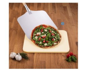 Pelle pour servir un pizza sur un plateau