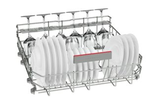 Emplacement des vaisselles du Bosch SMV46MX03E