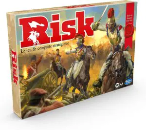 Vue de profil du jeu Risk avec Dragon